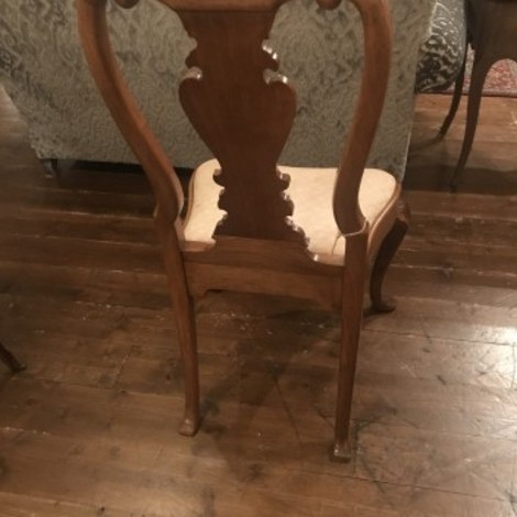 Chairs2脚セット 